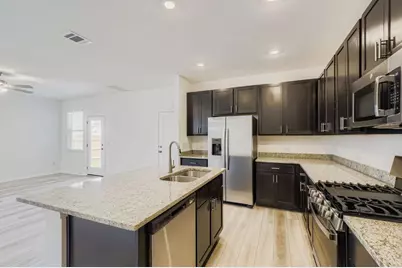 13908 Edna Maxine Walk, Del Valle, TX 78617 - Photo 9