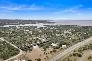 204 Deer Ridge Dr, Burnet, TX 78611 - Photo 3