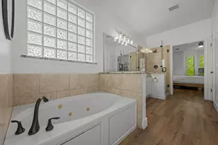 12329 Pleasant Hill Ct, Austin, TX 78738 - Photo 17