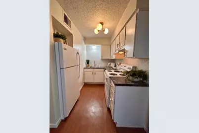 4209 Avenue B #206, Austin, TX 78751 - Photo 5