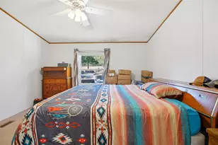 6975 Silvermine Rd, Harwood, TX 78632 - Photo 17