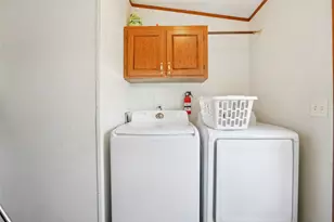 6975 Silvermine Rd, Harwood, TX 78632 - Photo 23