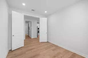 313 Royal Fern Rd, Hutto, TX 78634 - Photo 19