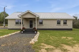 297 Robins Way, Wimberley, TX 78676 - Photo 1