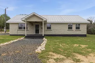 297 Robins Way, Wimberley, TX 78676 - Photo 1