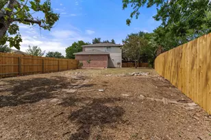 1303 Julies Walk, Pflugerville, TX 78660 - Photo 23