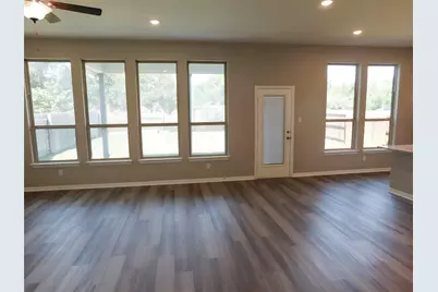 2121 Wooded Run Trail, Georgetown, TX 78628 - Photo 9