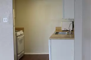 1800 Lavaca St, Austin, TX 78701 - Photo 3