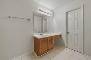 109 Comal Cove, Elgin, TX 78621 - Photo 27