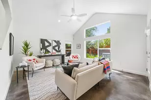 301 W Stassney Ln, Austin, TX 78745 - Photo 3
