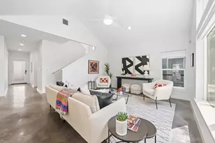 301 W Stassney Ln, Austin, TX 78745 - Photo 13
