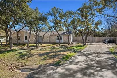 712 Ruby Isle Drive, Leander, TX 78641 - Photo 3
