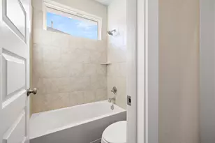 120 Upland Dr, Georgetown, TX 78628 - Photo 17