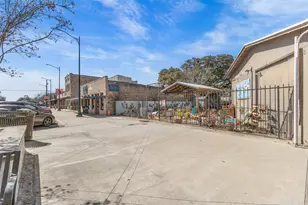 102 N Austin St, Buda, TX 78610 - Photo 37