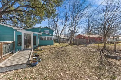 102 N Austin Street, Buda, TX 78610 - Photo 11