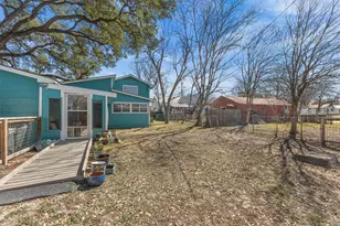 102 N Austin St, Buda, TX 78610 - Photo 11