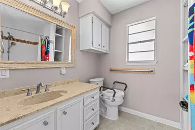 102 N Austin Street, Buda, TX 78610 - Photo 27