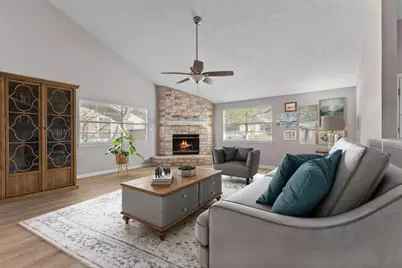 102 N Austin Street, Buda, TX 78610 - Photo 3