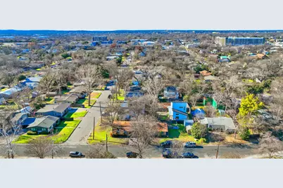 300 Irma, Austin, TX 78752 - Photo 5