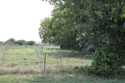 2001 Clearfork Street, Lockhart, TX 78644 - Photo 5