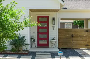 1129 Henninger St, Austin, TX 78702 - Photo 31