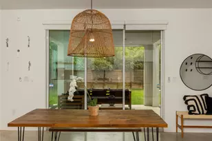 1129 Henninger St, Austin, TX 78702 - Photo 5