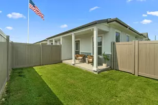 476 Suffield Dr, Buda, TX 78610 - Photo 17