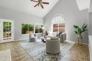 2402 Sparrow Dr, Round Rock, TX 78681 - Photo 11