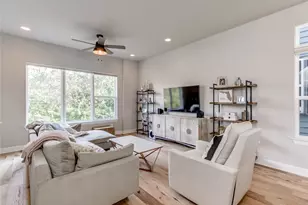 1405 Hyde St, Austin, TX 78741 - Photo 13