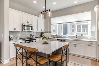 1405 Hyde Street, Austin, TX 78741 - Photo 3