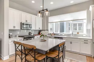 1405 Hyde St, Austin, TX 78741 - Photo 3