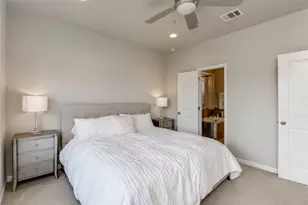 1405 Hyde St, Austin, TX 78741 - Photo 19