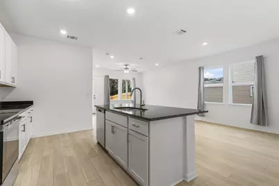 701 Unakite Trail, Liberty Hill, TX 78642 - Photo 7