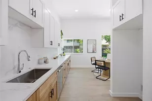 2110 Magazine St, Austin, TX 78727 - Photo 15