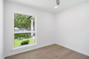 2110 Magazine St, Austin, TX 78727 - Photo 17