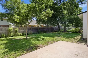 2110 Magazine St, Austin, TX 78727 - Photo 27