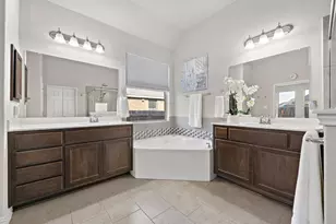 405 Miracle Rose Way, Liberty Hill, TX 78642 - Photo 23