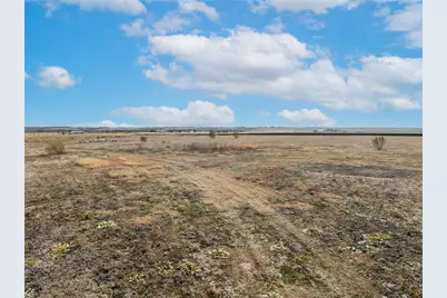 824 County Road 451, Coupland, TX 78615 - Photo 15