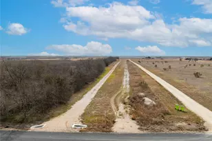 824 Co Rd 451, Coupland, TX 78615 - Photo 3