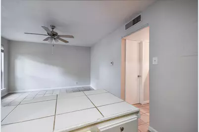 1000 W 26th Street #102, Austin, TX 78705 - Photo 7