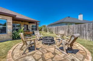412 Jake Dr, Jarrell, TX 76537 - Photo 37