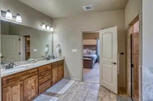 412 Jake Dr, Jarrell, TX 76537 - Photo 25