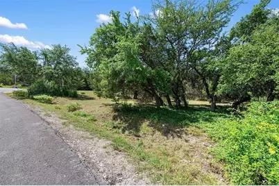 402 Malabar Street, Lakeway, TX 78734 - Photo 9