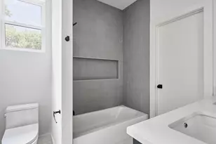 412 Hackberry Ln, Austin, TX 78753 - Photo 25