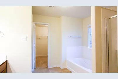 1654 Sunspur Road, New Braunfels, TX 78130 - Photo 13