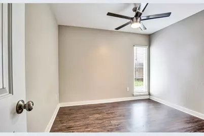 7204 Twin Crest Drive #101, Austin, TX 78752 - Photo 11