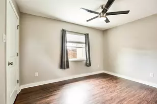 7204 Twin Crest Dr, Austin, TX 78752 - Photo 5