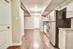 7204 Twin Crest Dr, Austin, TX 78752 - Photo 7
