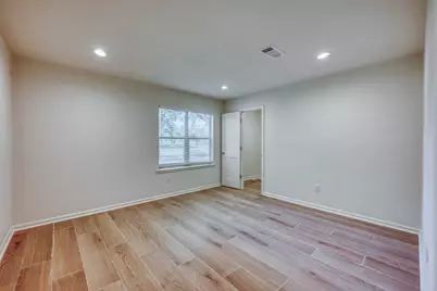 319 Columbine Street, Marble Falls, TX 78654 - Photo 23