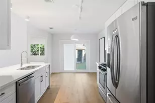 9019 Wellesley Dr, Austin, TX 78754 - Photo 11